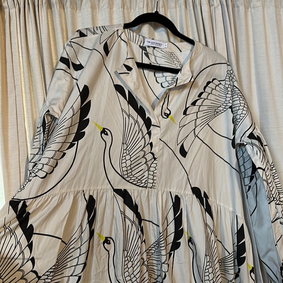 The Lulo Project - The Effortless Tunic - Cream Swan SMALL PRICE FIRM - Picture 6 of 9